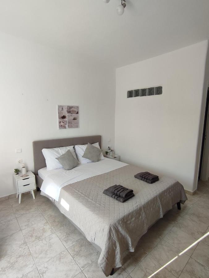 Appartamento Mia Casaki Naoussa Esterno foto